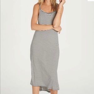 Black and white billabong midi racer back dress